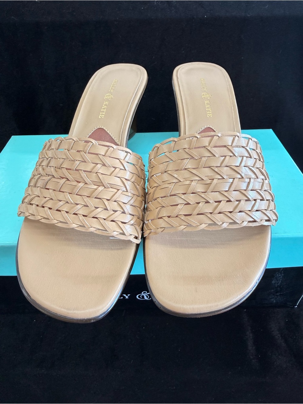 Kelly & Katie Braided platform Sandals in Tan